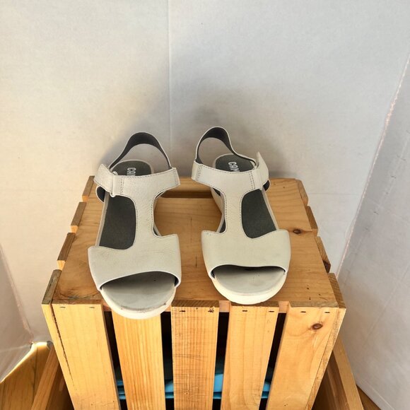 Camper Size 8 Cream Off-White Balloon Leather Adjustable T-Bar Heeled Sandals - Picture 8 of 13